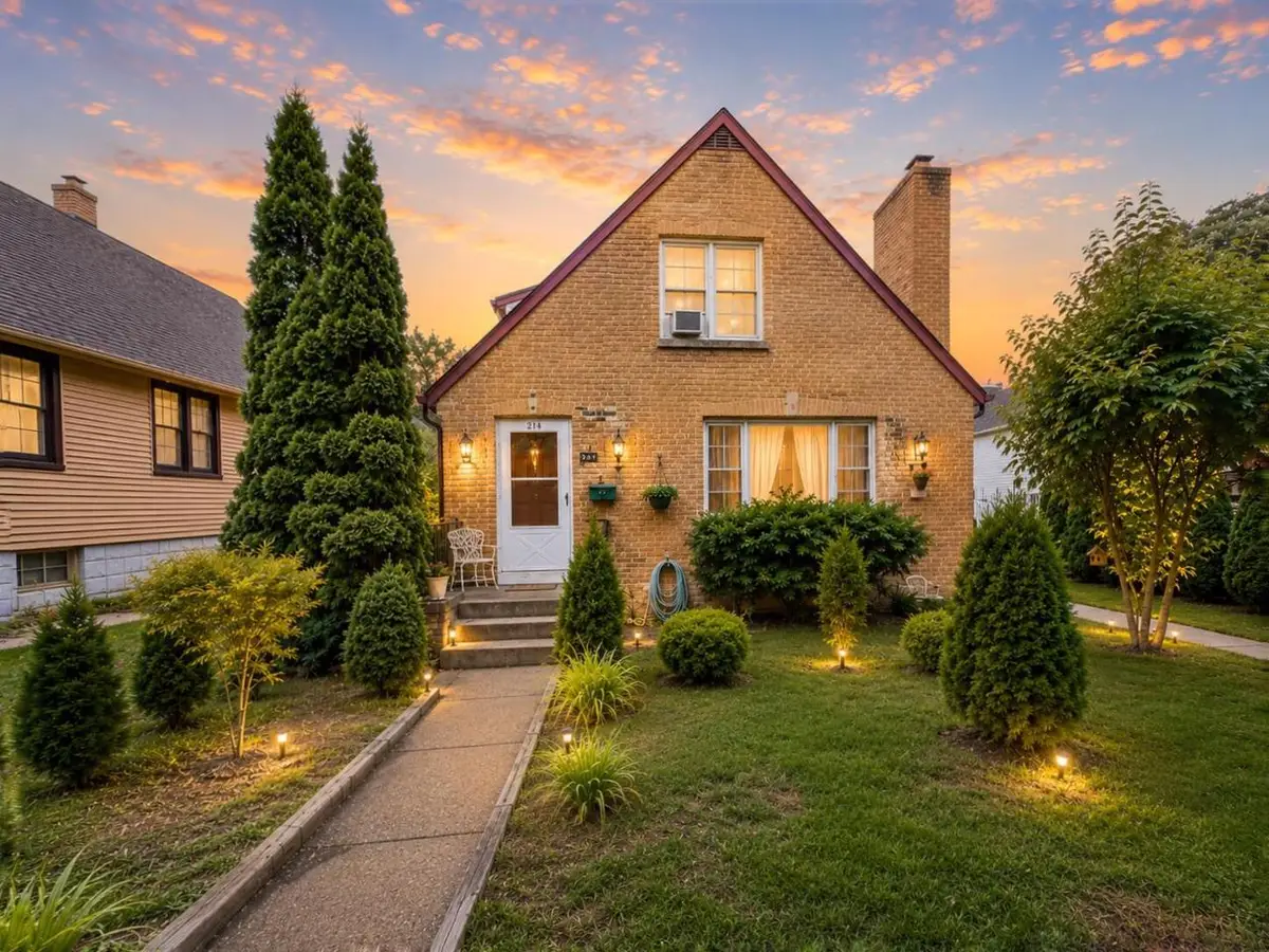214 S 65th STREET, Milwaukee, WI 53214 - #1