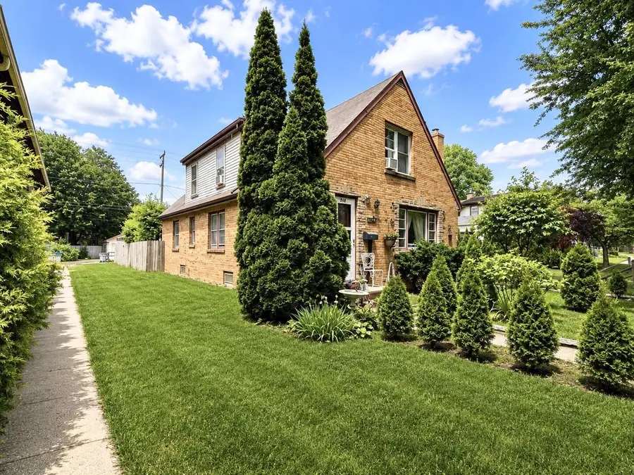 214 S 65th STREET, Milwaukee, WI 53214 - #3