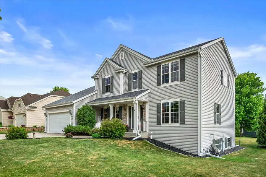 W203N17272 Francis DRIVE, Jackson, WI 53037 - #2