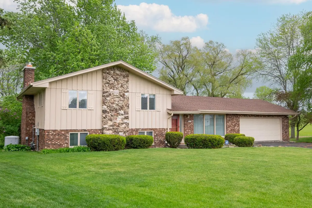 11040 N Riverland COURT, Mequon, WI 53092 - #1