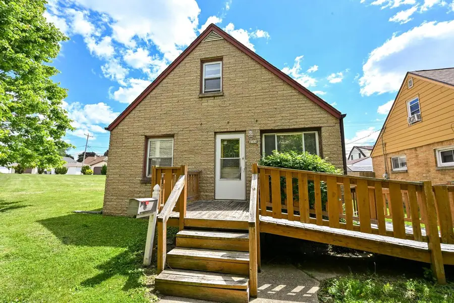 4164 S 4th STREET, Milwaukee, WI 53207 - #2