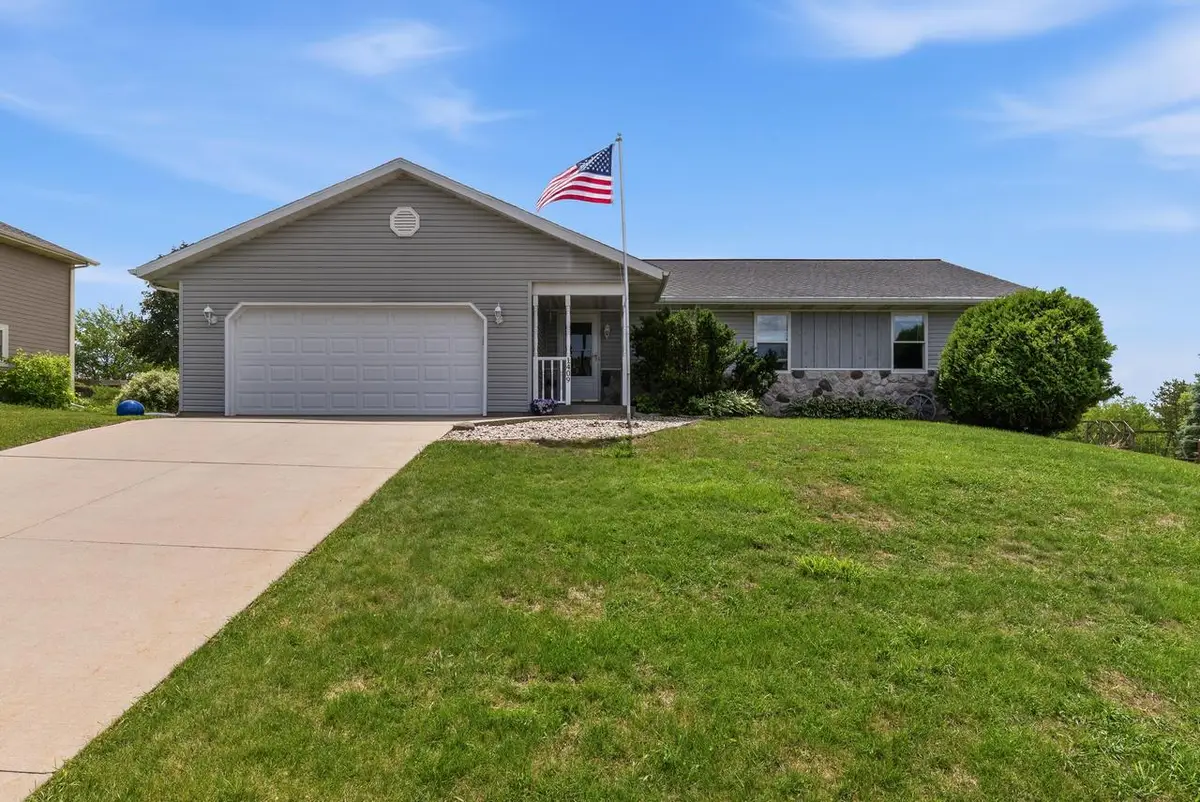 1409 Jefferson STREET, West Bend, WI 53090 - #1