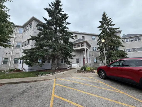 3903 Heather Valley ROAD #208, Sheboygan, WI 53083