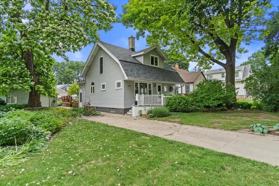 307 S 62nd STREET, Milwaukee, WI 53214 - #3