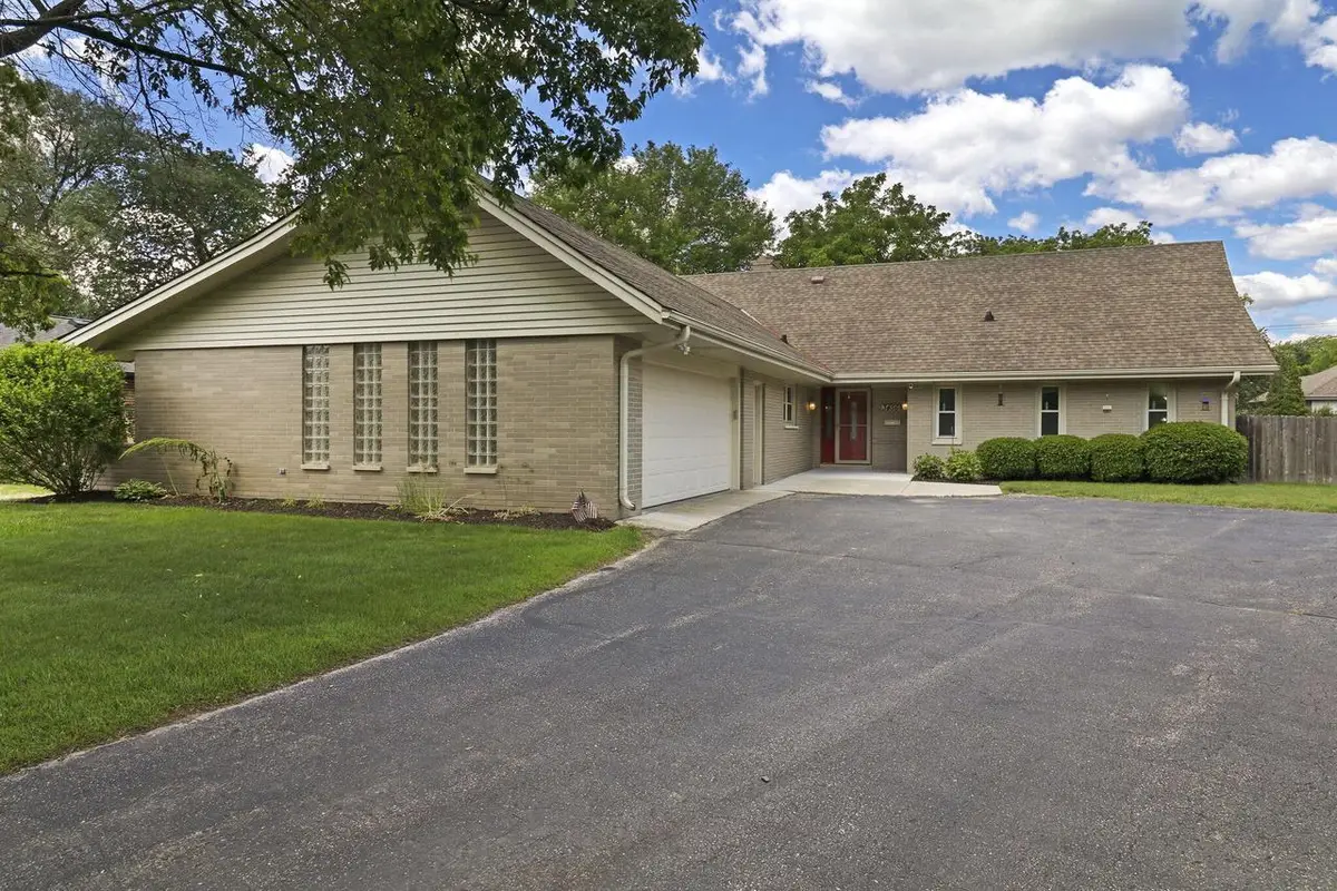 3456 N Wisconsin STREET, Racine, WI 53402 - #1
