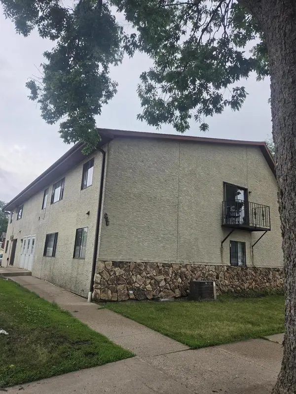 514 10th STREET N, La Crosse, WI 54601
