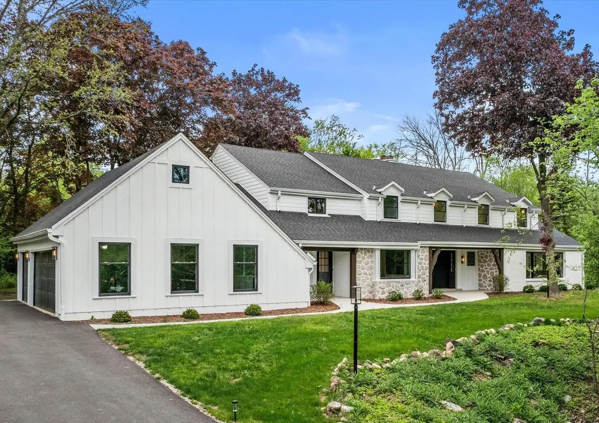 10525 N Fairway LANE, Mequon, WI 53092 - #1