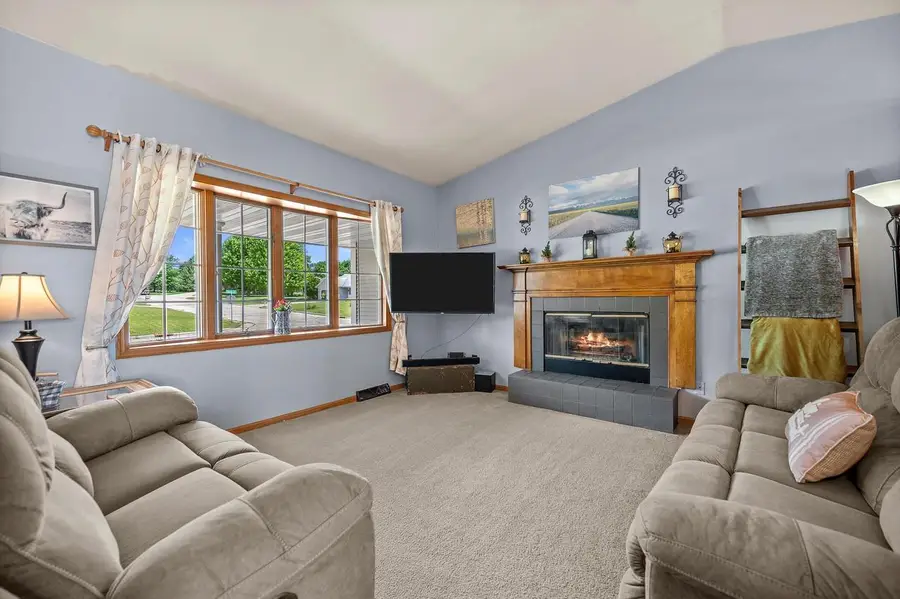501 Davis STREET, Elkhorn, WI 53121 - #2