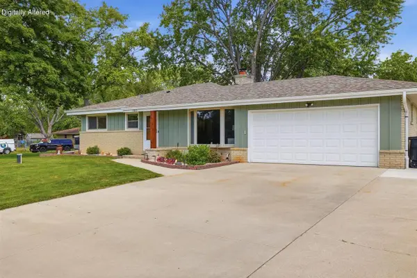 11610 W Sunnybrook ROAD, Franklin, WI 53132
