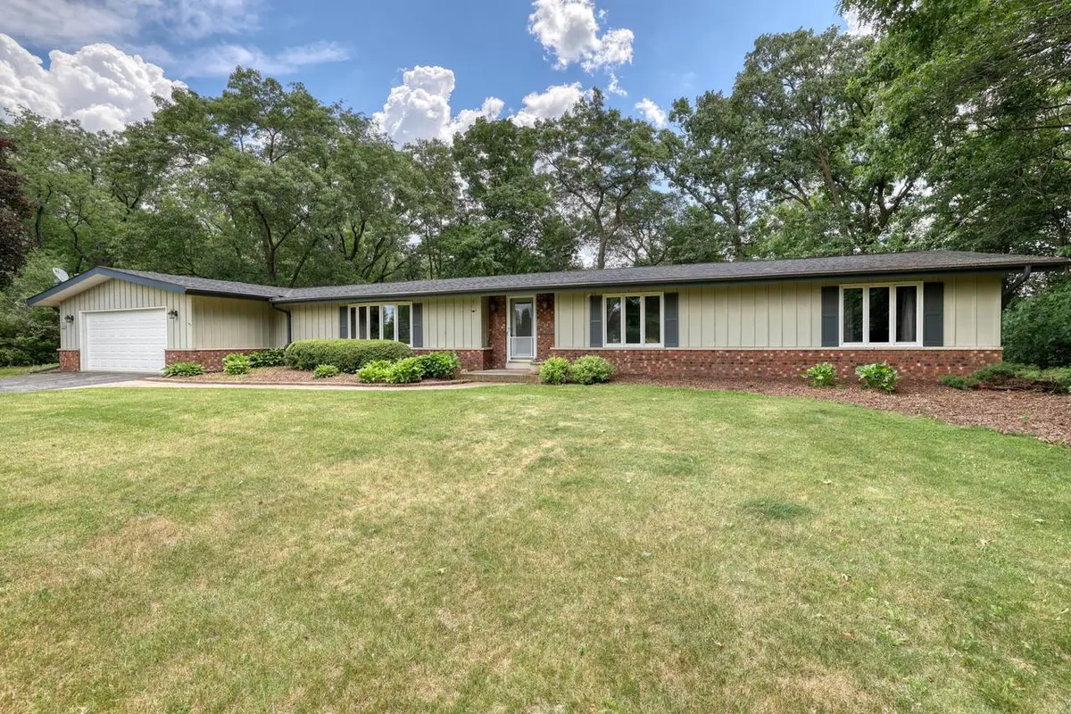 S43W36805 Laak LANE, Dousman, WI 53118 - #1