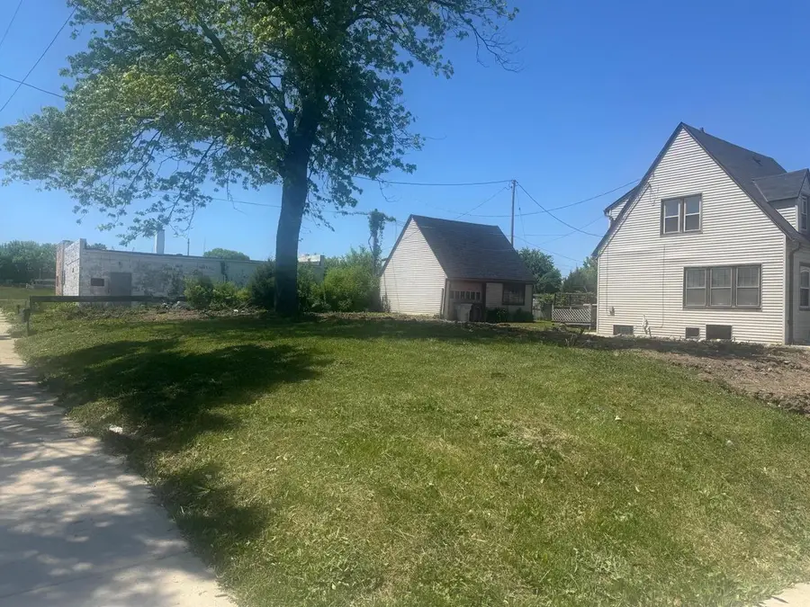 3803 N 7TH STREET, Milwaukee, WI 53206 - #2