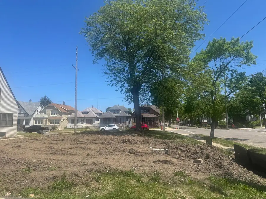3803 N 7TH STREET, Milwaukee, WI 53206 - #3