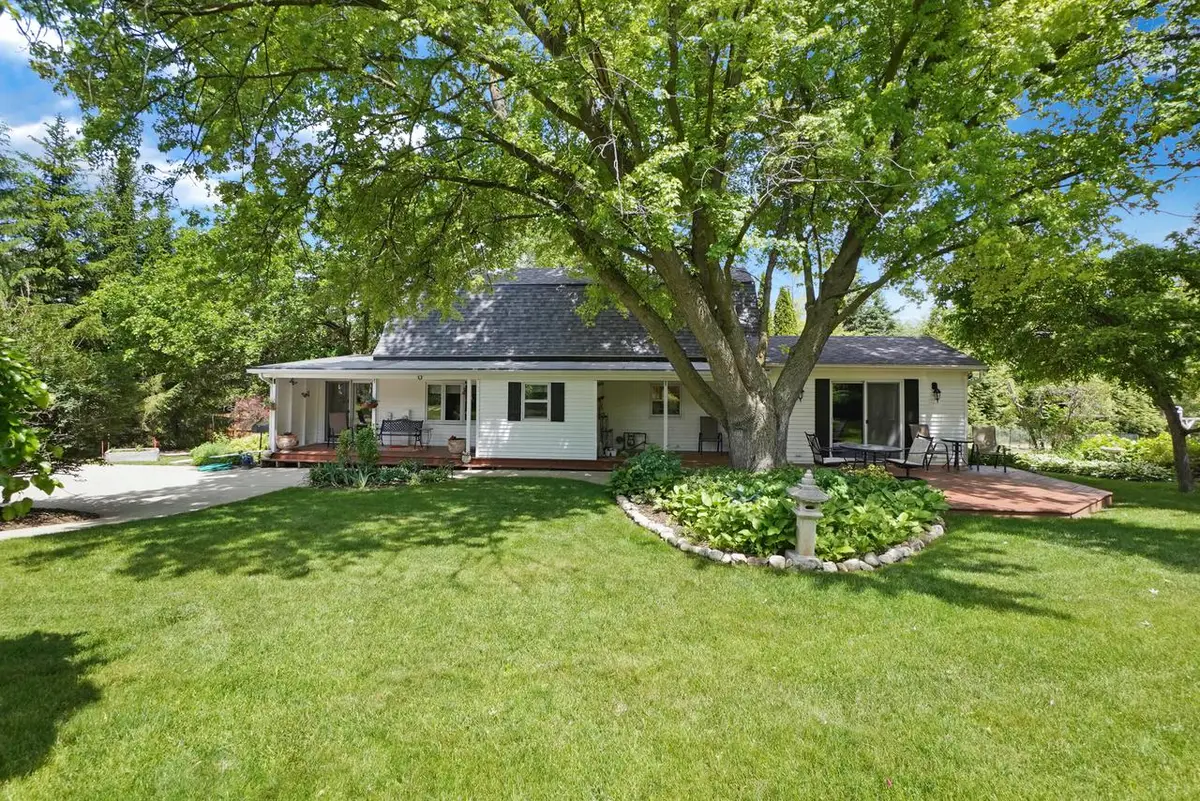 555 State Highway 33, West Bend, WI 53095 - #1