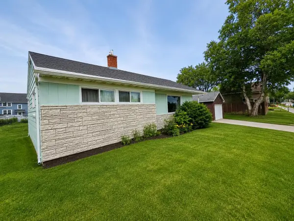 2310 Hamilton STREET, Manitowoc, WI 54220