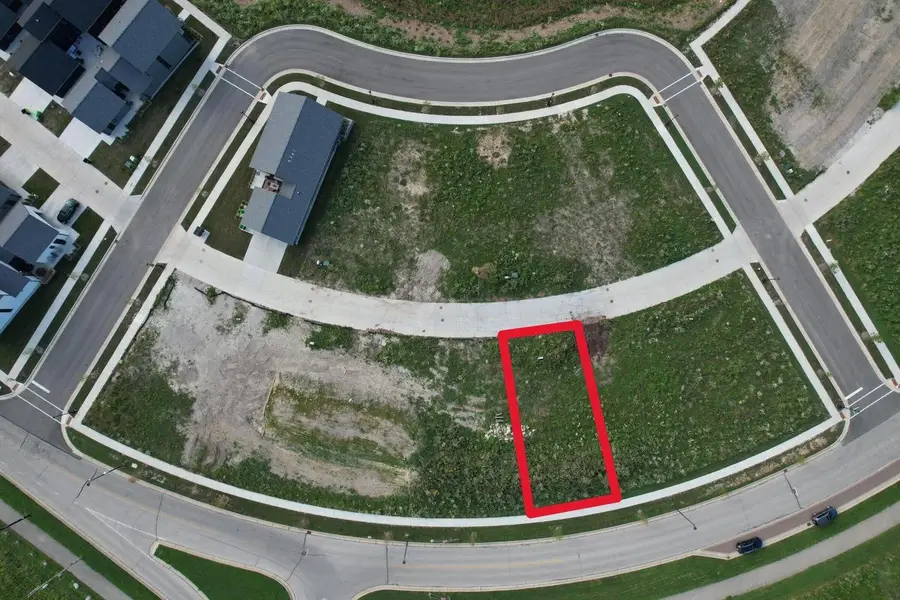 9467 E LAKE VISTA PARKWAY #4004, Oak Creek, WI 53154 - #2