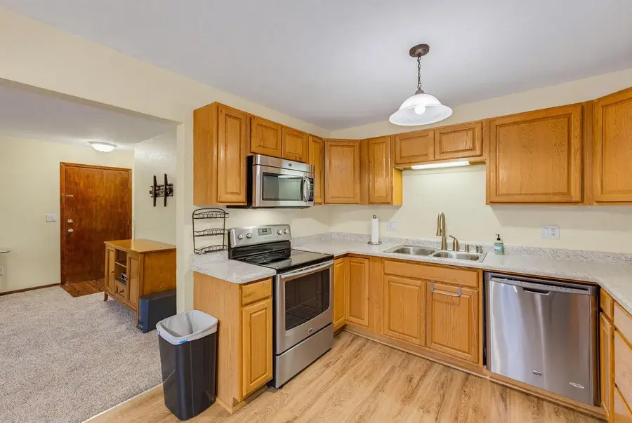 420 Racine STREET #103, Waterford, WI 53185 - #3