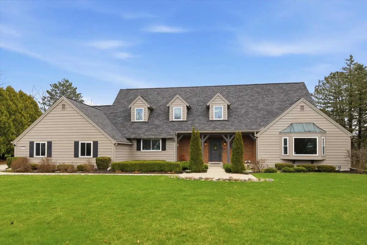 10270 N Range Line COURT, Mequon, WI 53092 - #1