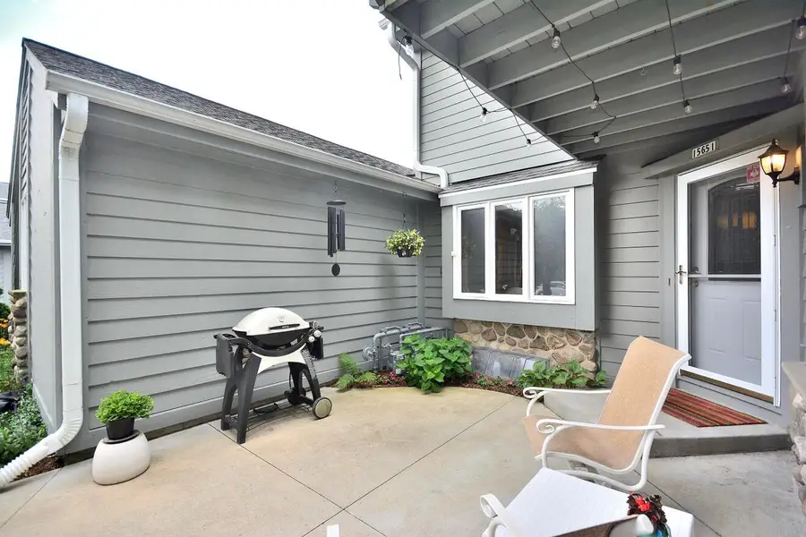 15651 W Ridge ROAD, New Berlin, WI 53151 - #2