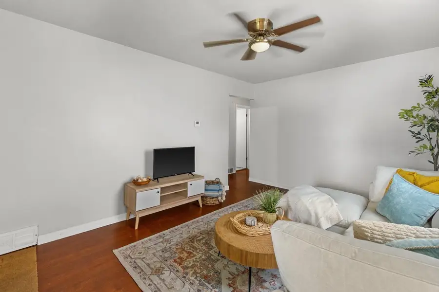 3368 S Chase AVENUE, Milwaukee, WI 53207 - #3