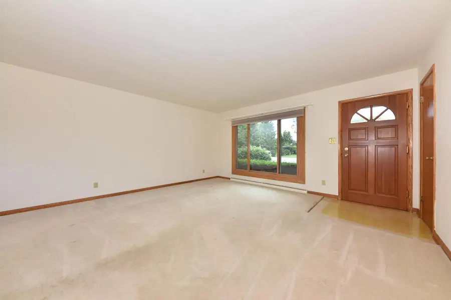N79W16119 Community DRIVE, Menomonee Falls, WI 53051 - #3