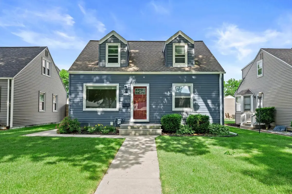 3357 N 90th STREET, Milwaukee, WI 53222 - #1