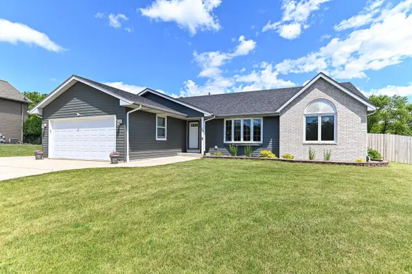 164 Mill AVENUE, Union Grove, WI 53182