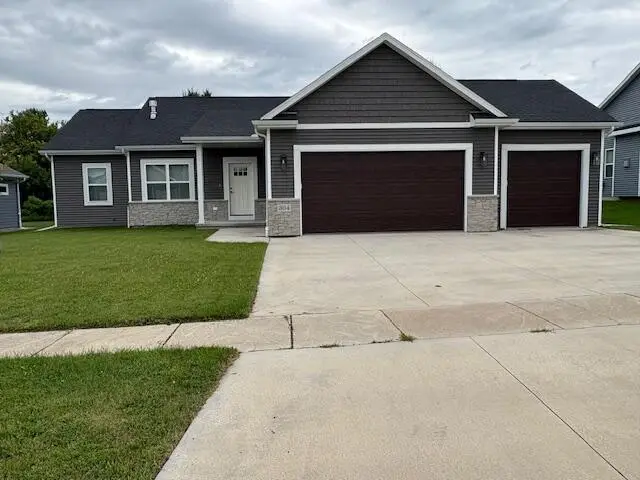 304 Riverside COURT, Theresa, WI 53091 - #1