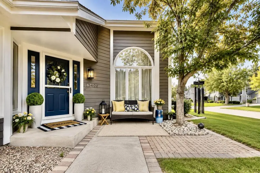 13400 W Linfield DRIVE, New Berlin, WI 53151 - #2