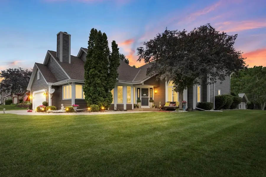 13400 W Linfield DRIVE, New Berlin, WI 53151 - #3