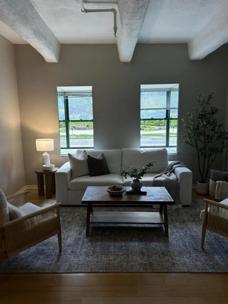 270 E Highland AVENUE #113, Milwaukee, WI 53202 - #2