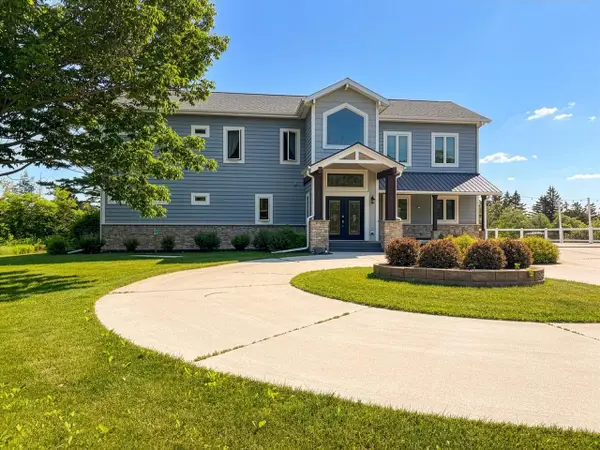 1115 Greendale ROAD, Sheboygan, WI 53081