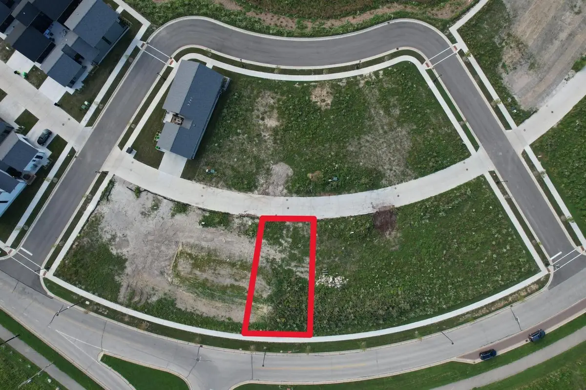 9471 E LAKE VISTA PARKWAY #4005, Oak Creek, WI 53154 - #1