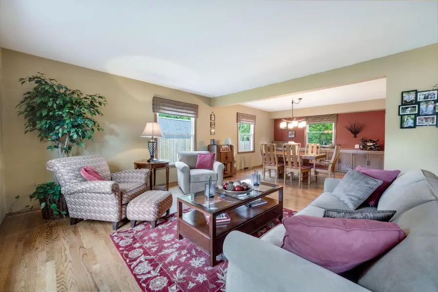 1119 W Fairfield COURT, Glendale, WI 53217 - #3
