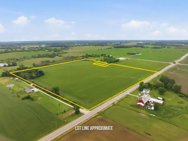 LT1 310 HIGHWAY, Manitowoc, WI 54220
