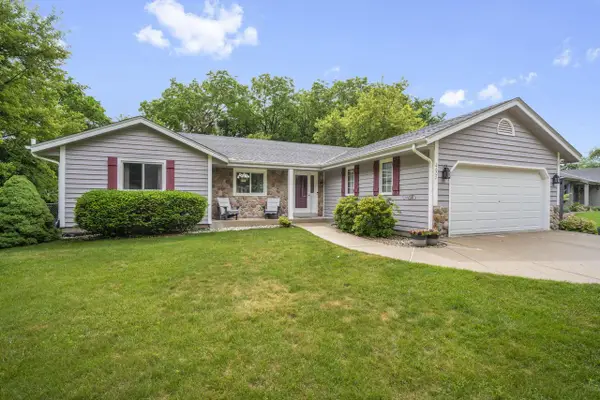 2607 Lancaster DRIVE, Waukesha, WI 53188
