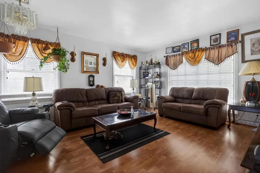 2913 W Glendale AVENUE, Milwaukee, WI 53209 - #3