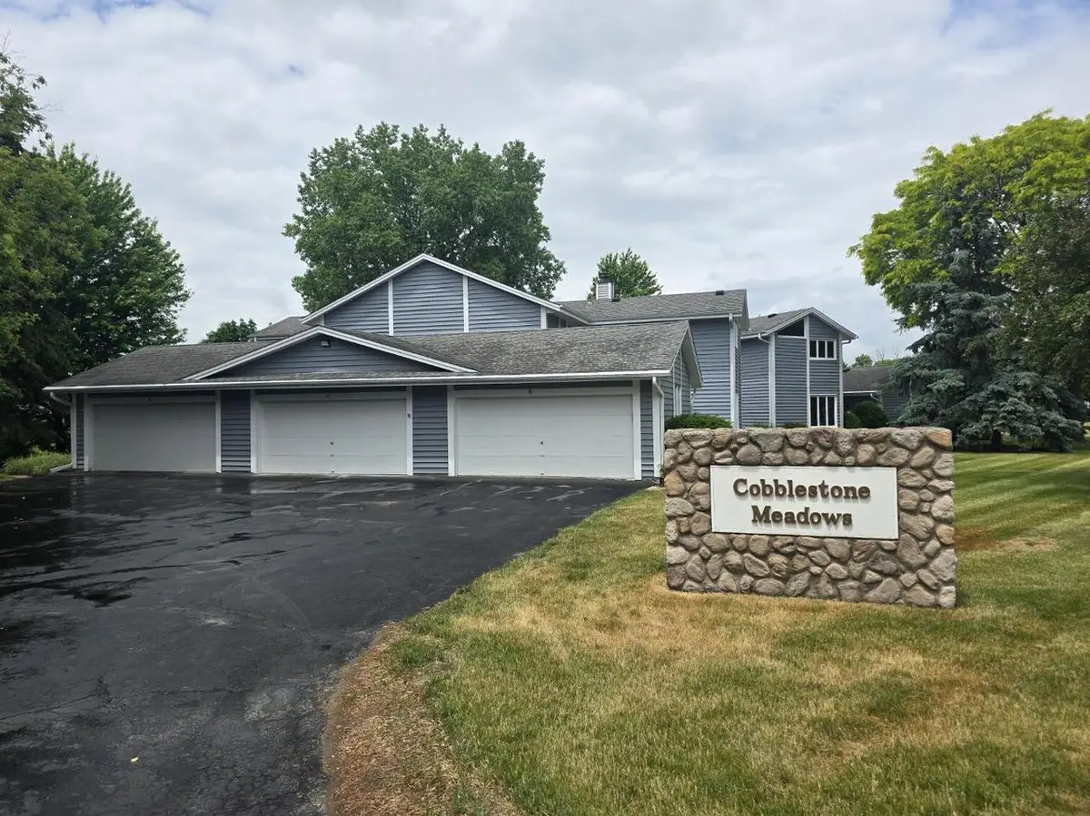 W157N11457 Hilbert LANE #B, Germantown, WI 53022 - #1