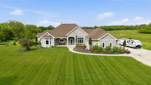 1829 County Highway K, Hartford, WI 53027