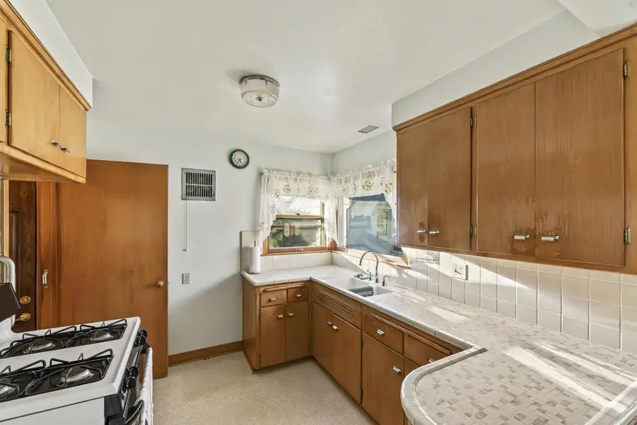 3148 S 30th STREET, Milwaukee, WI 53215 - #3