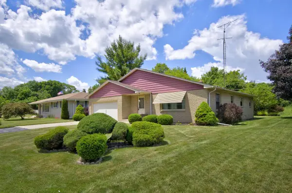 3168 Wheelock DRIVE, Racine, WI 53405