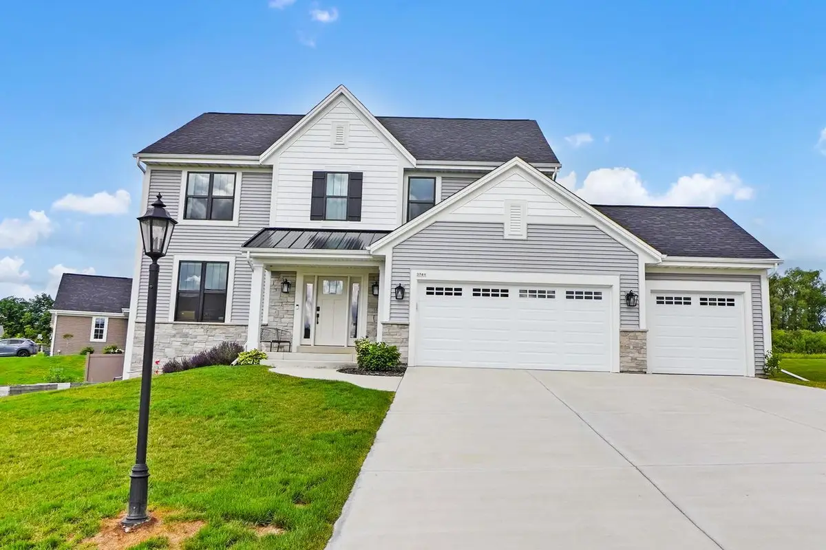 3741 Howell Oaks DRIVE, Waukesha, WI 53188 - #1