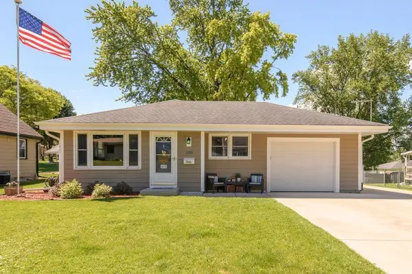 1109 Lawndale AVENUE, Waukesha, WI 53188