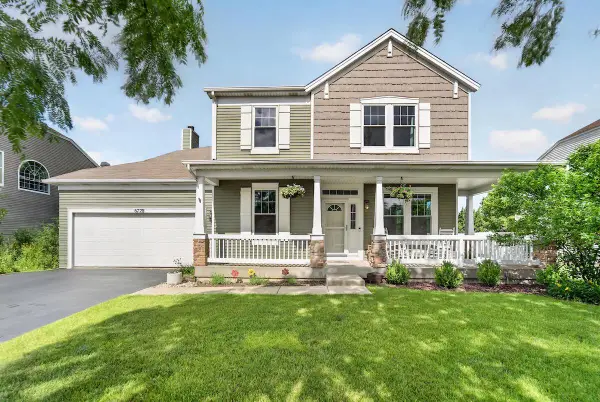 6728 84th AVENUE, Kenosha, WI 53142