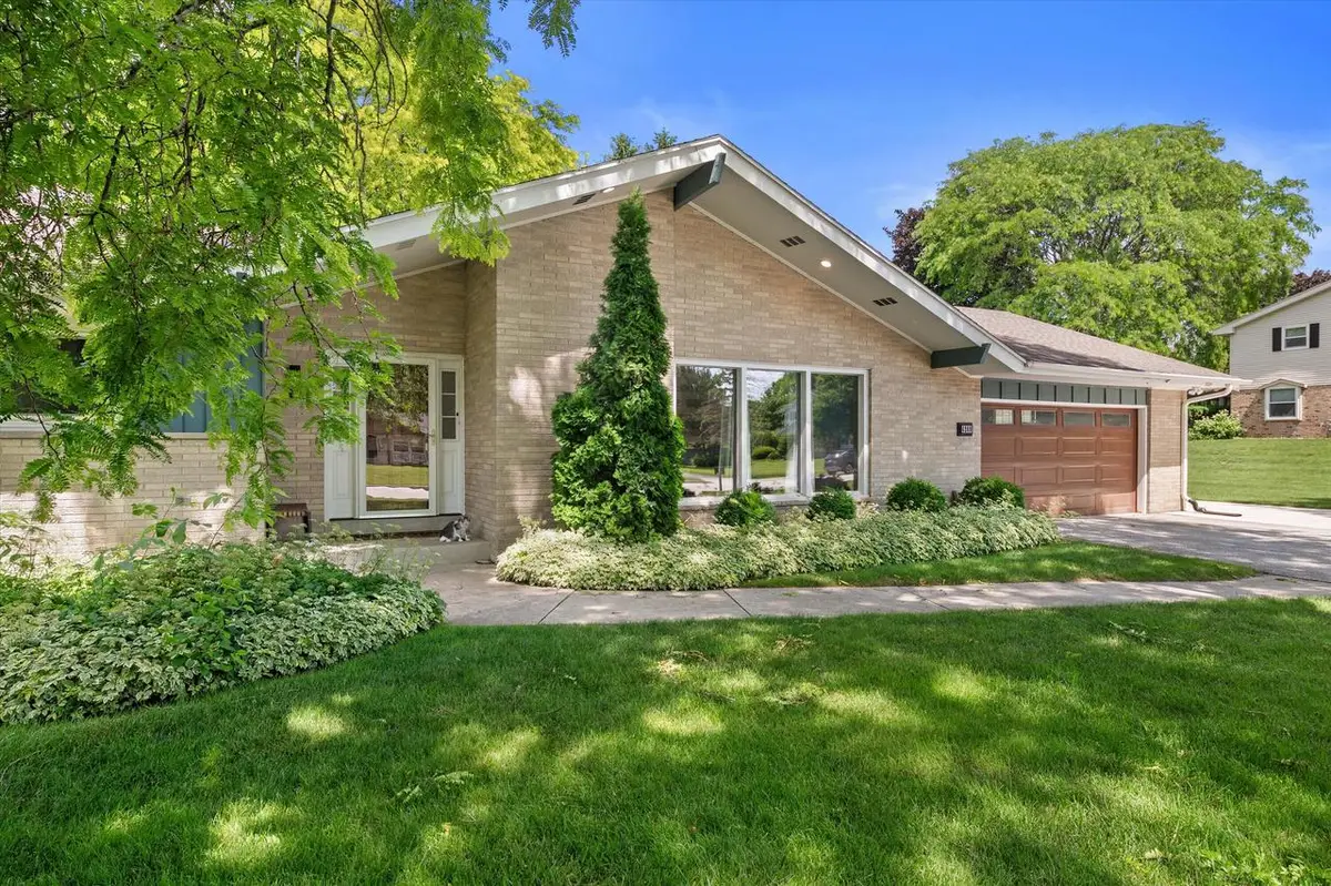 6269 Parkview ROAD, Greendale, WI 53129 - #1