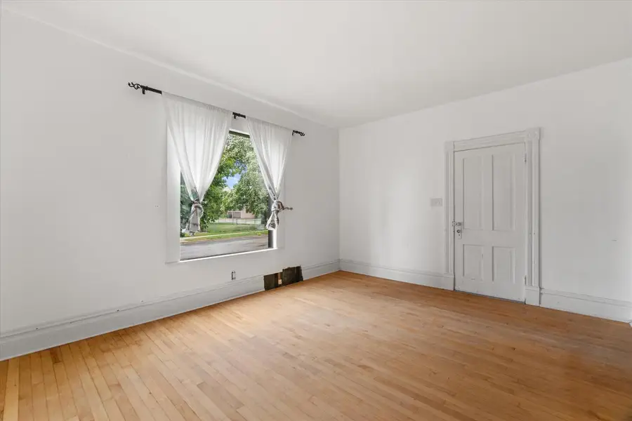 1305 Michigan AVENUE, South Milwaukee, WI 53172 - #3