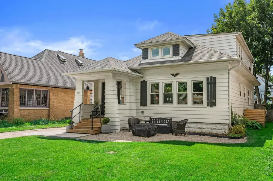 2261 N 59th STREET, Milwaukee, WI 53208 - #2