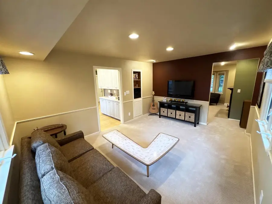 1513 Greenway TERRACE, Waukesha, WI 53186 - #3