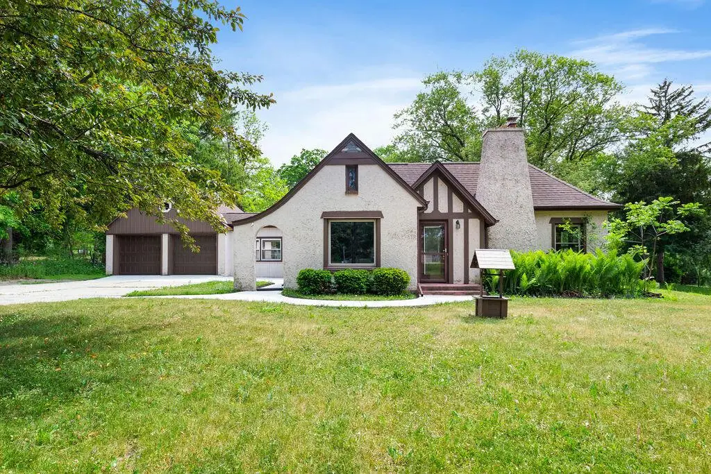 2357 State Highway 33, West Bend, WI 53095 - #1