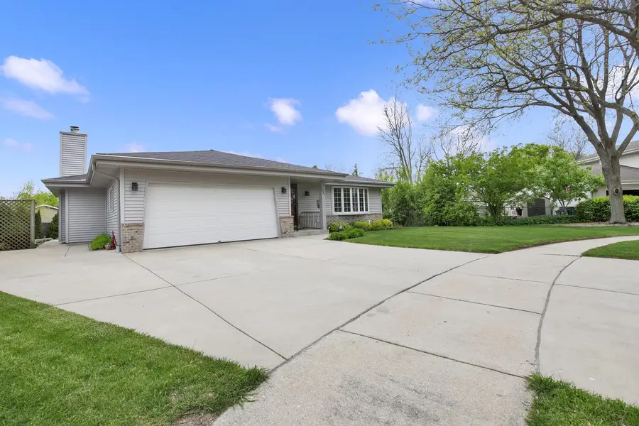 6846 S Juniper COURT, Oak Creek, WI 53154 - #3