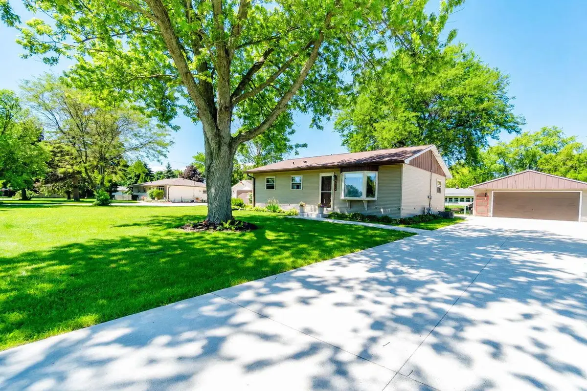 9771 S Austin STREET, Oak Creek, WI 53154 - #1